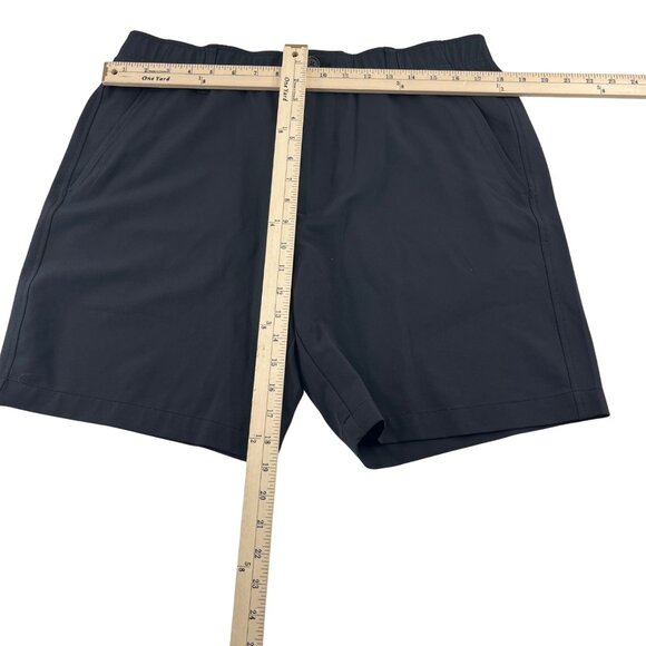 Under Armour Mens Black Shorts Size 36 Polyester Elastane - Picture 4 of 5